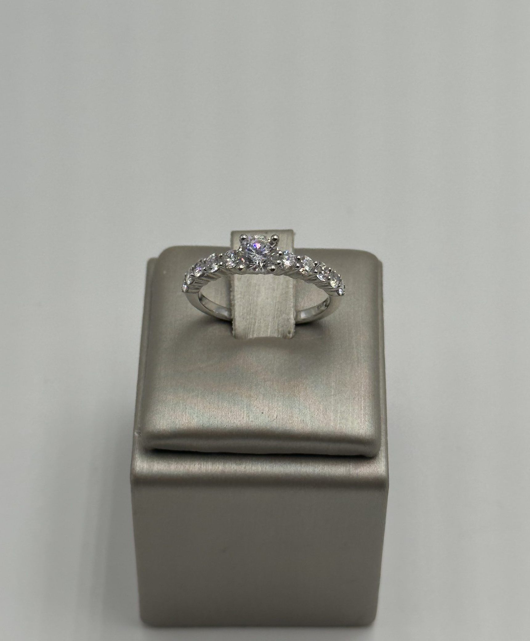 Anello Riviera